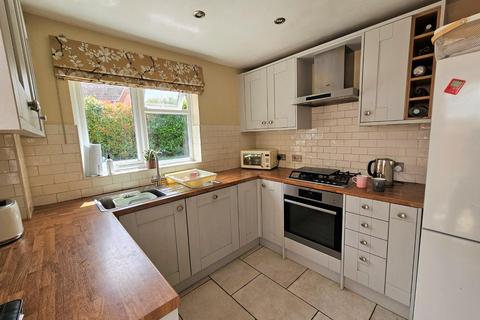 28 Swallow Way, Wokingham, RG41 3TQ
