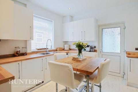 41 Ashbrook Crescent, Rochdale, OL12 9AJ