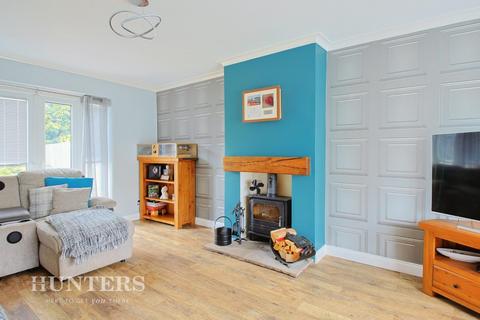 41 Ashbrook Crescent, Rochdale, OL12 9AJ