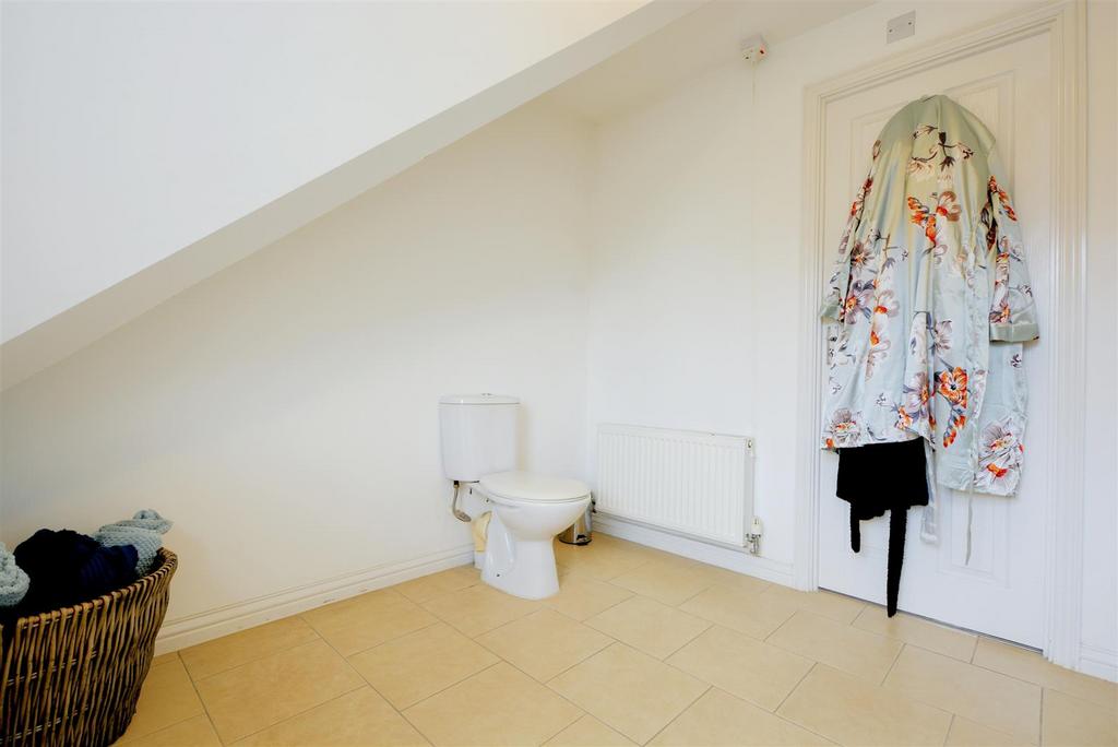 Ensuite 2.jpeg