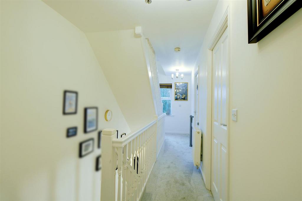 1st Floor Landing 1.jpeg