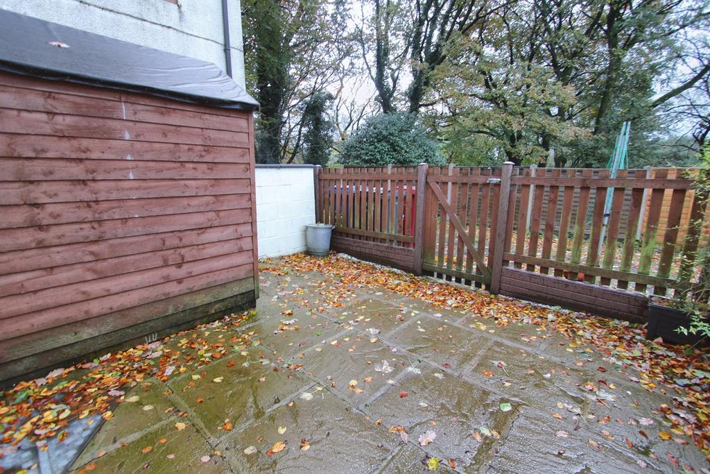 Martin Street, Turton, Bolton, BL7 2 bed terraced house £825 pcm (£