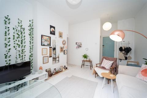 Flat 2, 3 Athol Road, Manchester, M16 8QW