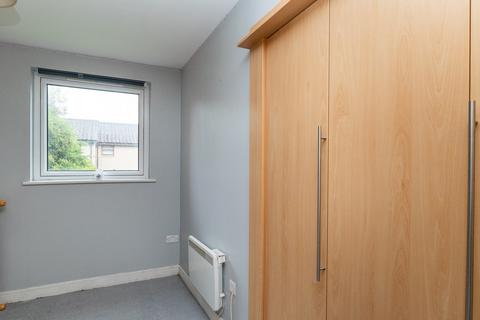 14/1 Ferry Gait Crescent, Edinburgh, EH4 4GR