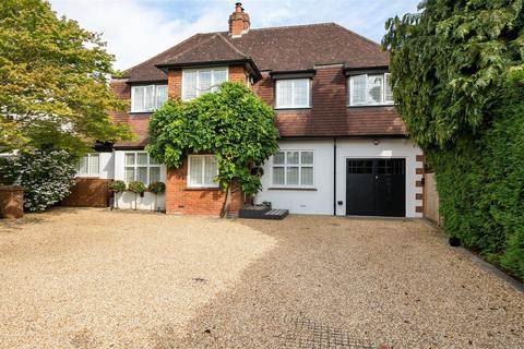 72 Nork Way, Banstead, SM7 1HW