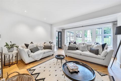 72 Nork Way, Banstead, SM7 1HW