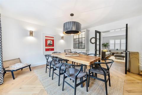 72 Nork Way, Banstead, SM7 1HW