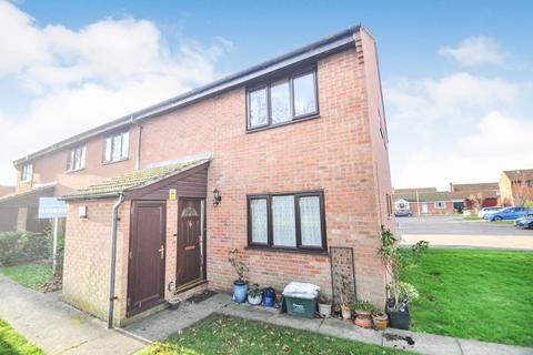 1 bedroom maisonette to rent, Henniker Gate, Chelmsford, CM2