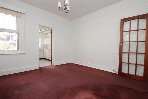 15 Vicars Moor Lane, London, N21 2QN