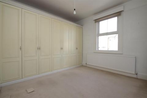 15 Vicars Moor Lane, London, N21 2QN