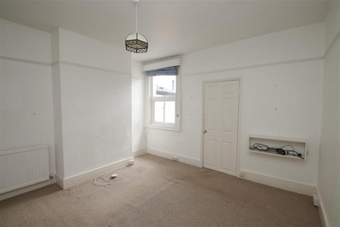 15 Vicars Moor Lane, London, N21 2QN