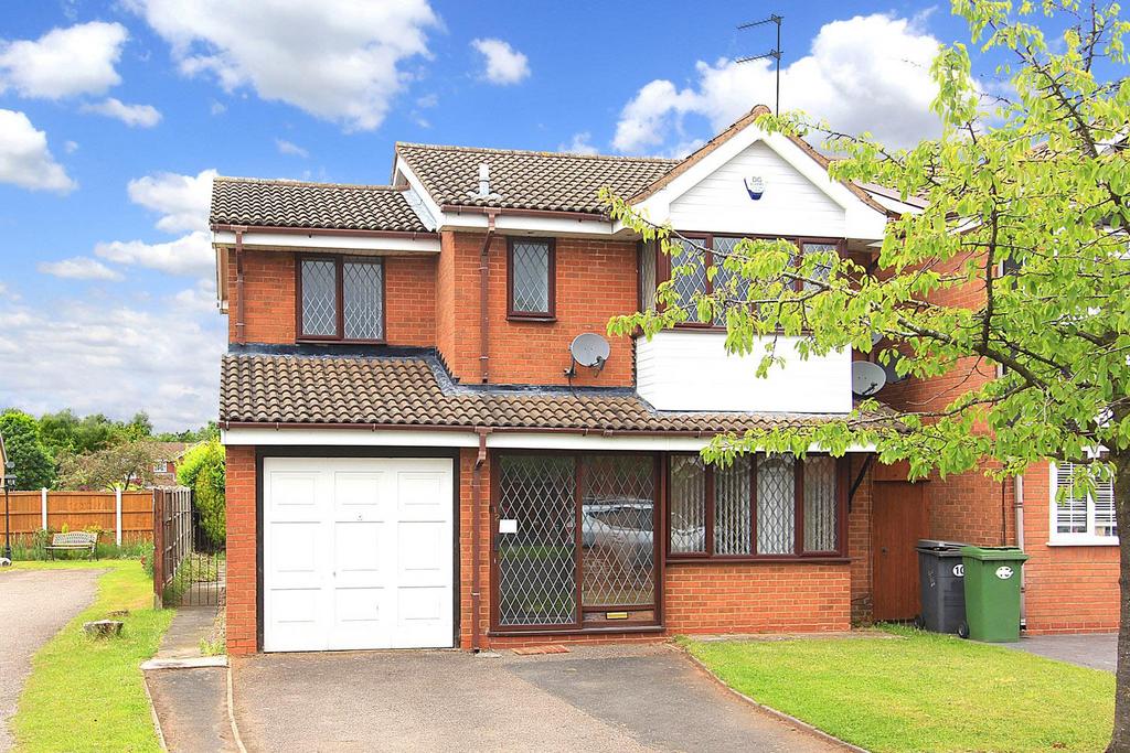 SEDGEMOOR PARK, Sidcup Close 4 bed detached house £1,250 pcm (£288 pw)