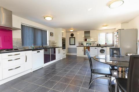 4 bedroom house for sale, Cumberland Lane, Whixall.