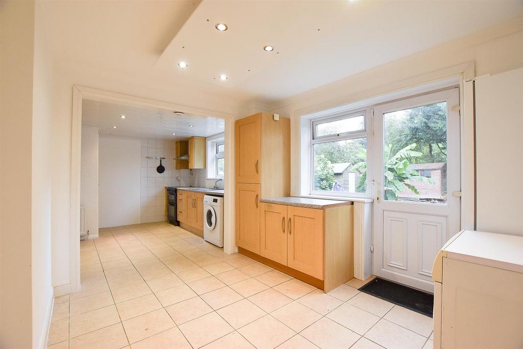 Unwin Close, Aylesford 4 bed semidetached house £435,000