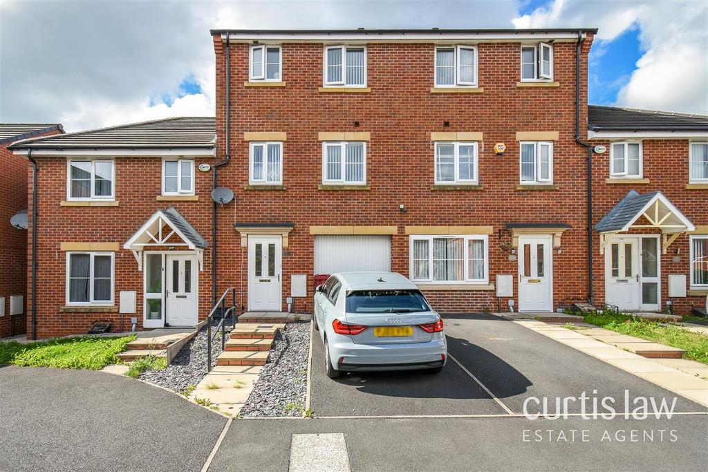 Kirkland Court, Blackburn 4 bed townhouse for sale £255,000