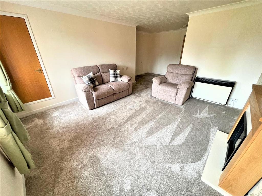 Ash Grove, Dunstable, Bedfordshire 1 bed retirement property £125,000