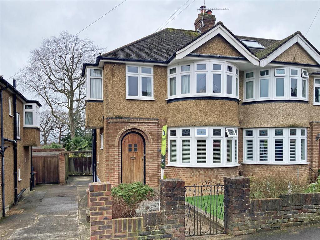 Clarence Walk, Meadvale, Redhill 3 bed semidetached house for sale £550,000