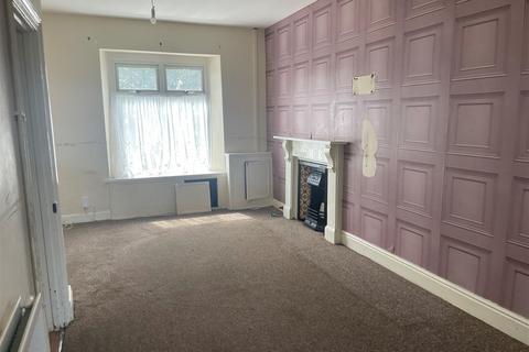 5 Bryn Place, Llanelli, SA15 2PE