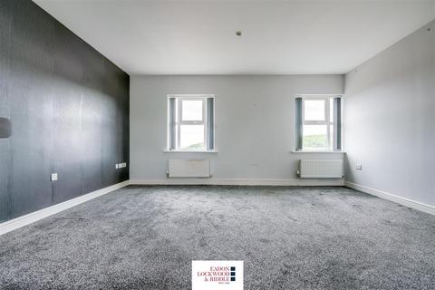 2 bedroom flat for sale, Acorn Way, Sunnyside, Rotherham