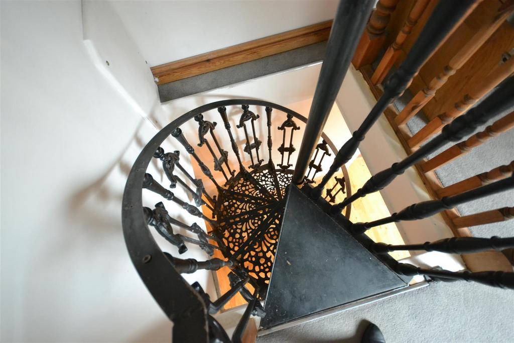 Staircase.jpg