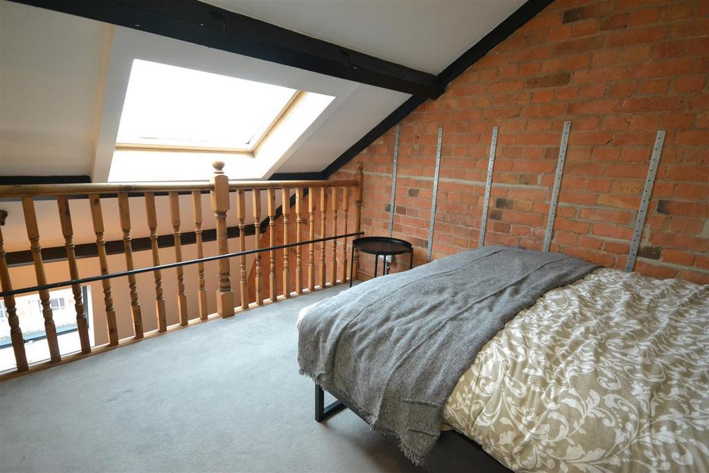 Double bedroom