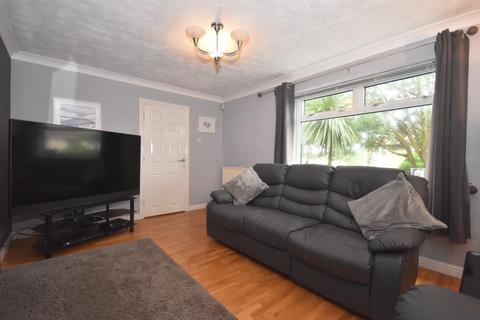 9 Lilac Close, Heath, Chesterfield, S44 5QZ