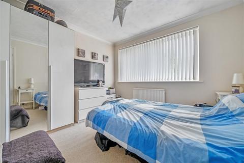 33 Poplar Avenue, Wetherby, LS22 7RA