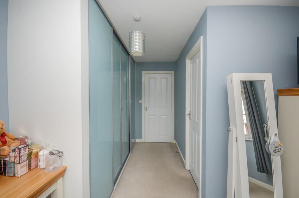 Master bedroom pic 3.jpg