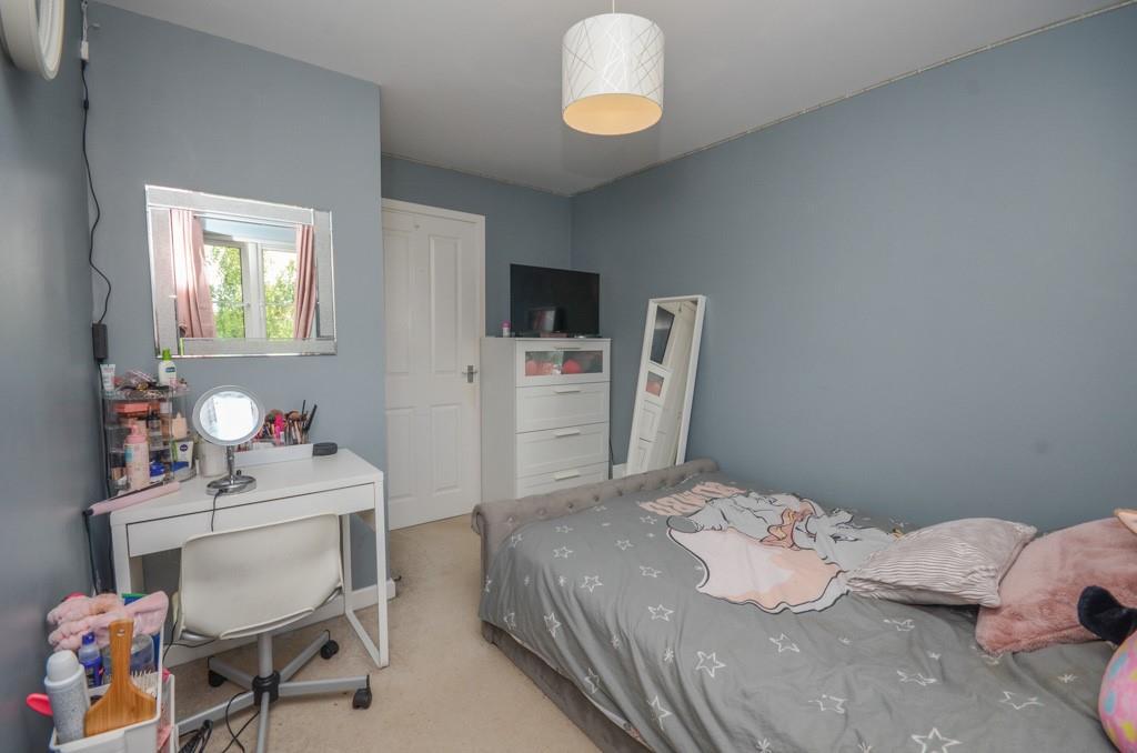 Bedroom four pic 2.jpg