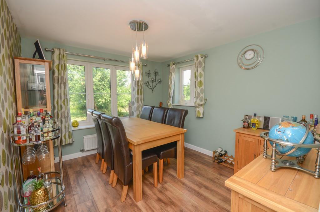 Dining room.jpg