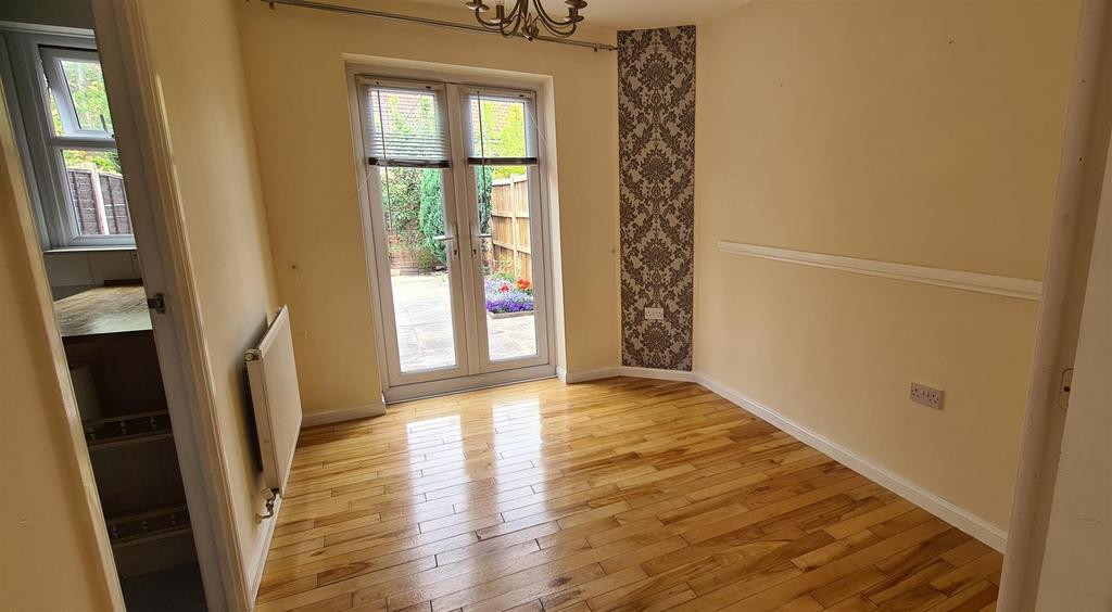 Port Rise, Chatham 3 bed house £1,600 pcm (£369 pw)