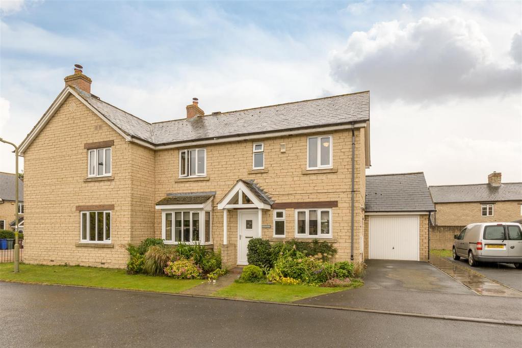 Hodgson Close, Fritwell, Bicester 3 bed semidetached house for sale