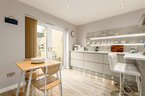 17 Hodgson Close, Fritwell, Bicester, OX27 7QB