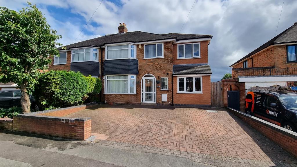 Chapel Fields Road, Olton, Solihull 4 bed semidetached house for sale £470,000