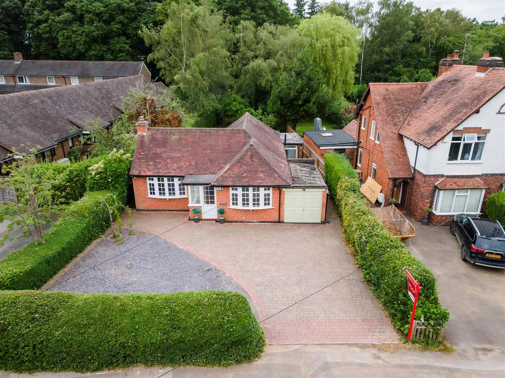 Tilehouse Green Lane, Knowle, Solihull 2 bed detached bungalow for sale