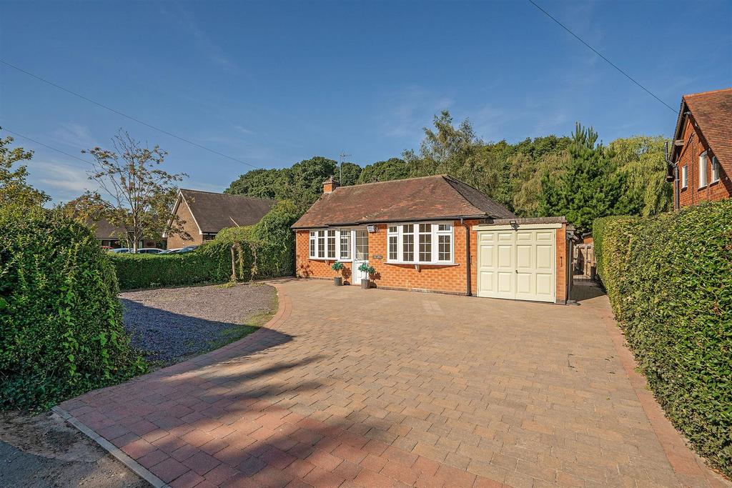 Tilehouse Green Lane, Knowle, Solihull 2 Bed Detached Bungalow For Sale ...