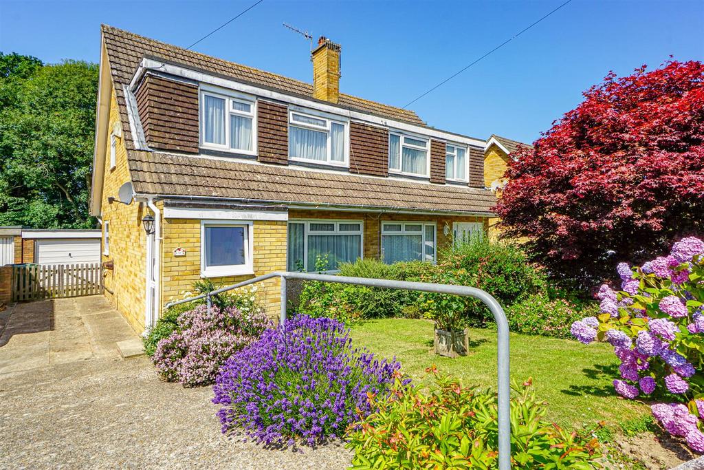 Roundwood Road, St. LeonardsOnSea 3 bed semidetached house for sale