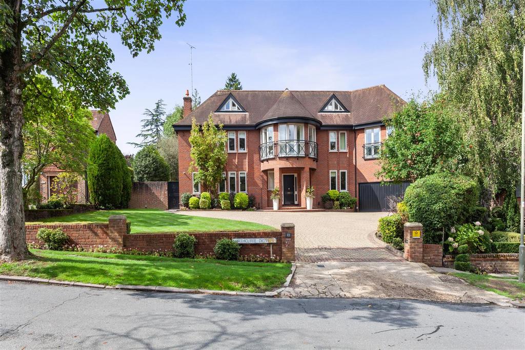 Northcliffe Drive, Totteridge 6 bed detached house for sale £4,750,000
