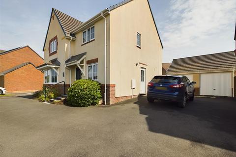 66 Bryn Uchaf, Bryn, Llanelli, SA14 9UQ