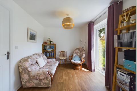66 Bryn Uchaf, Bryn, Llanelli, SA14 9UQ