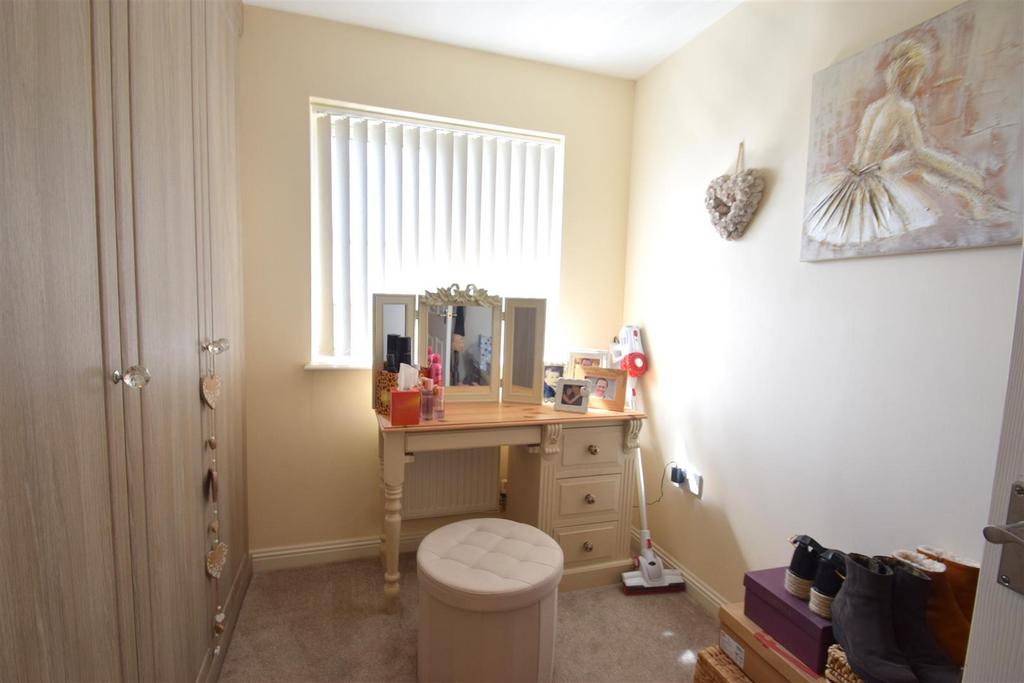 Bed 4.JPG
