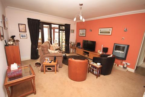 167 Moorside Road, Bradford, BD2 3HD