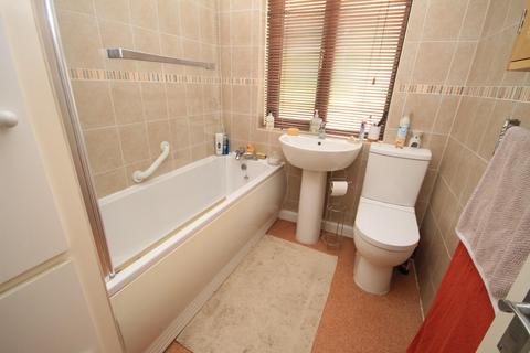 167 Moorside Road, Bradford, BD2 3HD