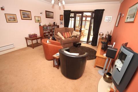 167 Moorside Road, Bradford, BD2 3HD