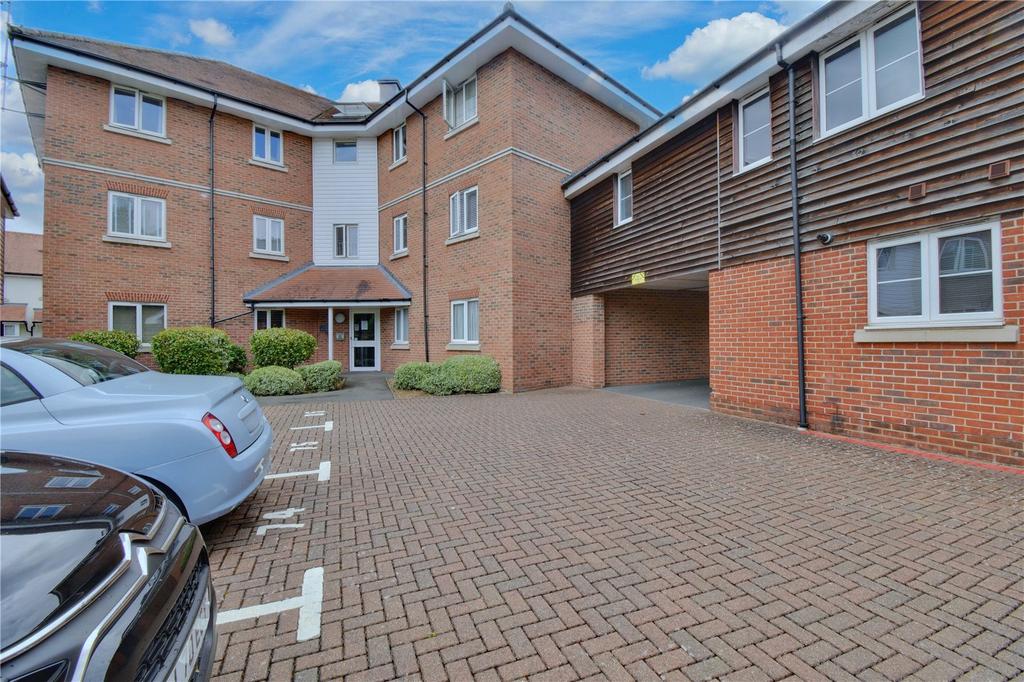 Hunton Bridge, Kings Langley WD4 2 bed apartment £325,000