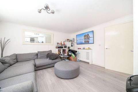 2 bedroom apartment for sale, Wharf Way, Kings Langley WD4