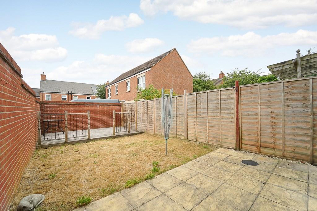 Rowan Place, Locking Castle, WestonSuperMare, BS24 3 bed semi