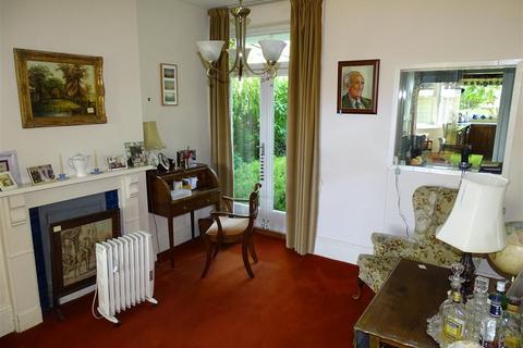 5 bedroom semi-detached house for sale, Primrose Villas: Wothorpe