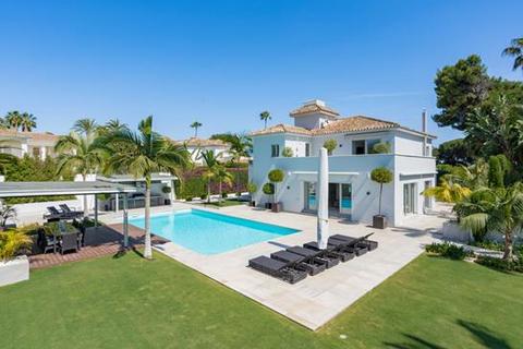 7 bedroom villa, Paraiso Barronal, Estepona, Malaga