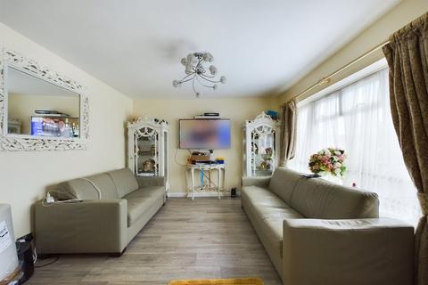 69 Edward Road, Northolt, UB5 6QP